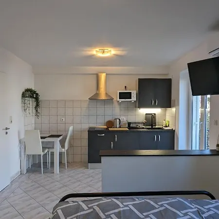 Apartments Kety - Central Heating Crikvenica Exterior photo