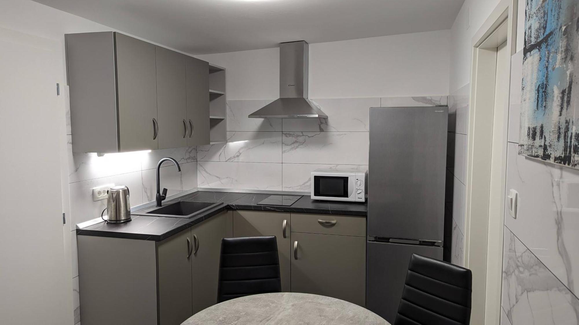 Kety - Heating Apartment